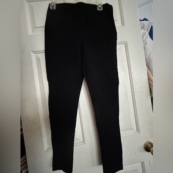 New Ann Taylor Skinny Pants Flocked Velvet Animal Print SZ Medium Leggings - Picture 11 of 15